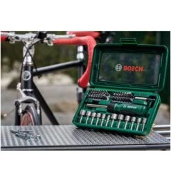Bosch Schraubendreher-Set, 46-tlg., Mit Bit Garage Im Handgriff -Bahcore Geschaft bosch schraubendreher saetze 1562603 czm